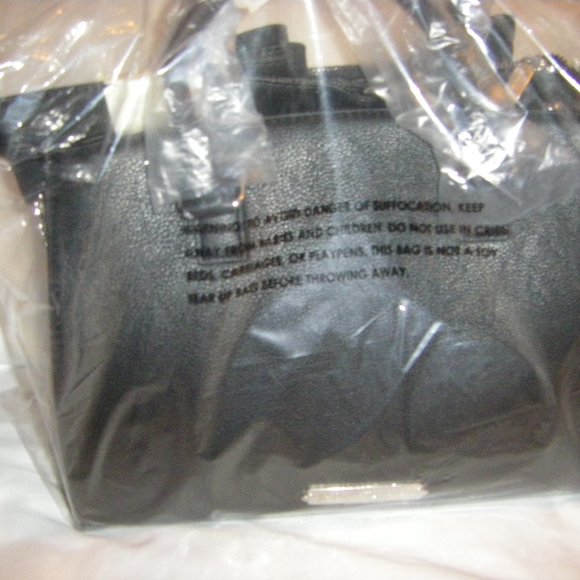 Betsey Johnson Studded Bow Satchel Bag Black Bow Studs + Keychain BB18265 NEW - Picture 10 of 14